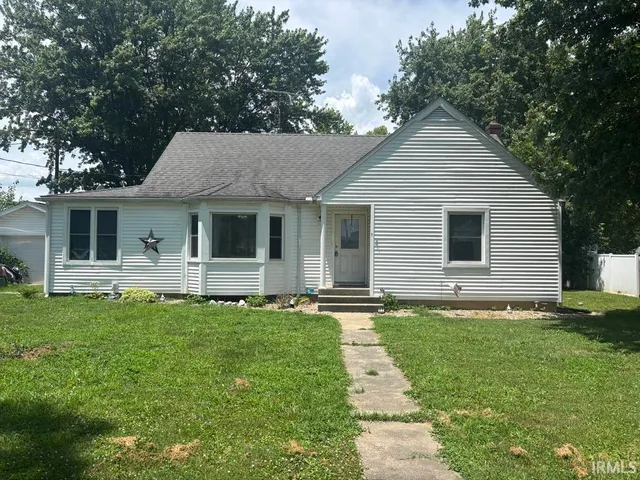 $87,900 | 3 Pond Street, Freelandville, IN 47535