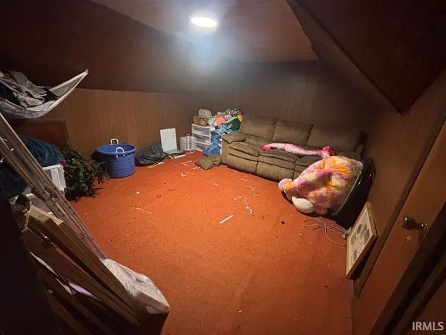 $87,900 | 3 Pond Street, Freelandville, IN 47535