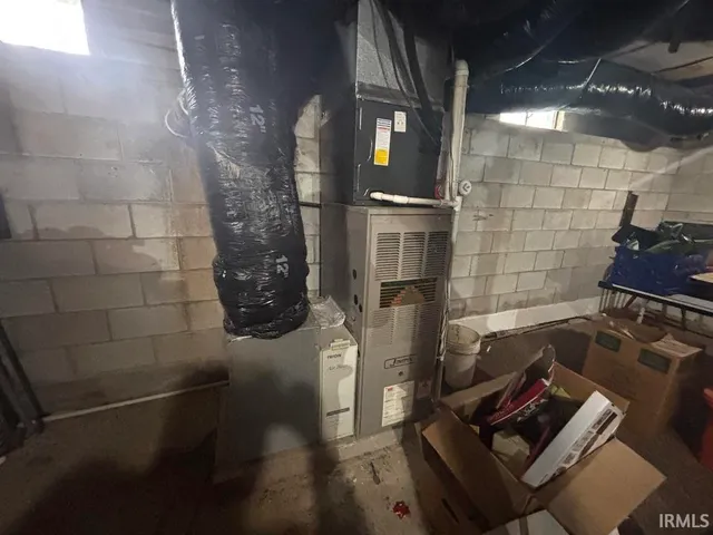 $87,900 | 3 Pond Street, Freelandville, IN 47535