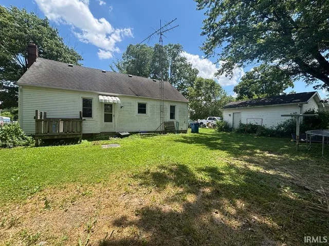 $87,900 | 3 Pond Street, Freelandville, IN 47535