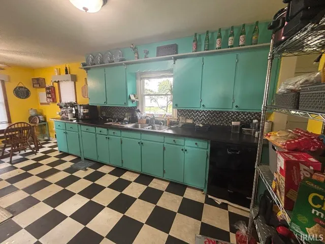 $87,900 | 3 Pond Street, Freelandville, IN 47535