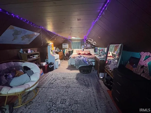 $87,900 | 3 Pond Street, Freelandville, IN 47535