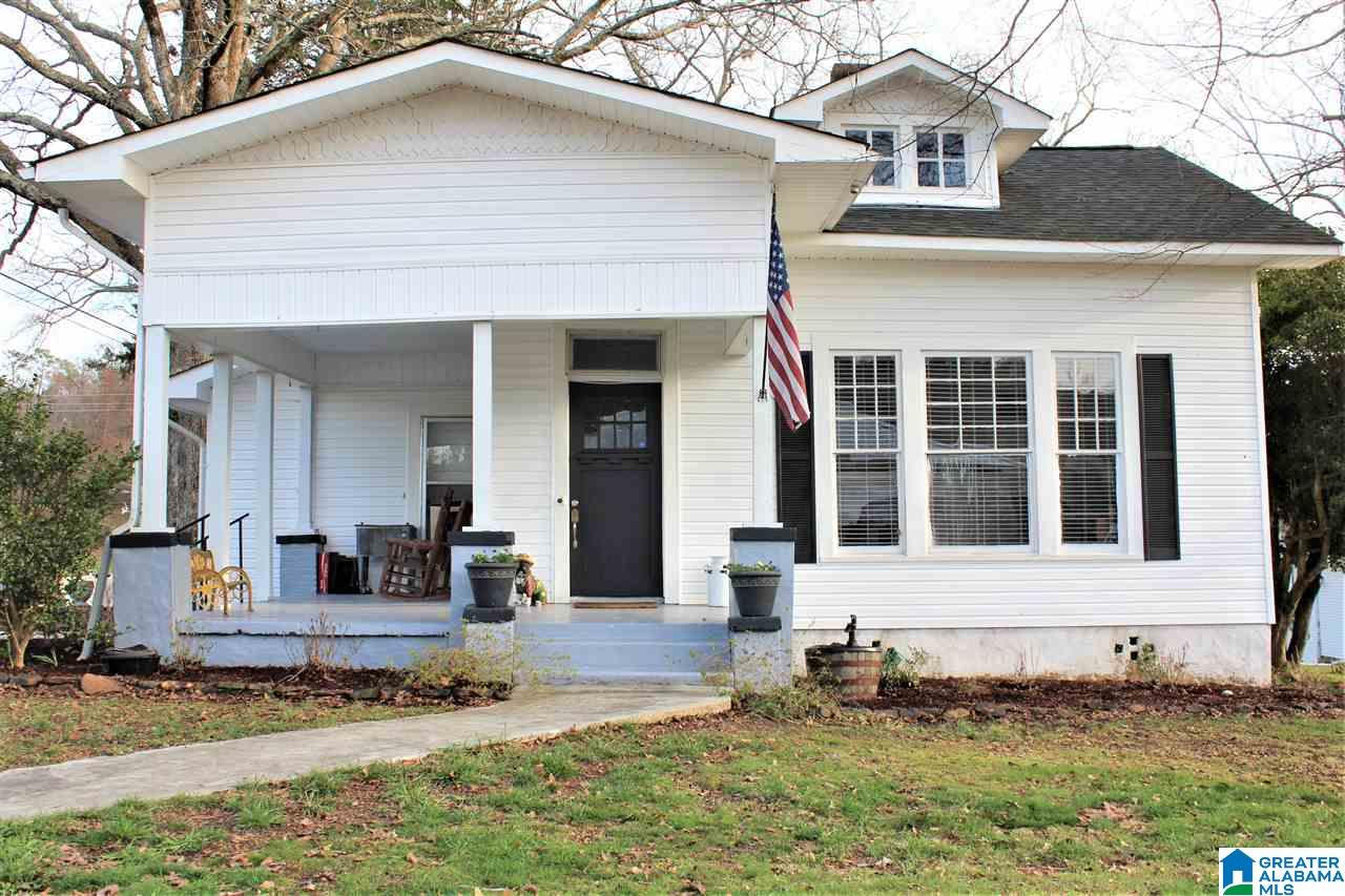 201 Adams Avenue West Oneonta, AL 35121 - Photo 1 of 37