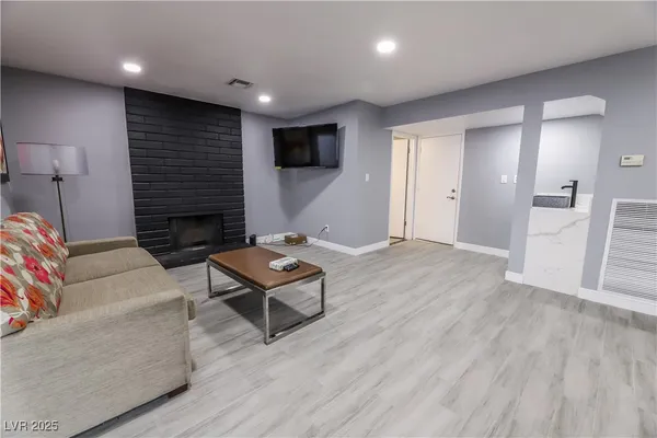 $4,100 | 5301 Opuntia Street, Las Vegas, NV 89146