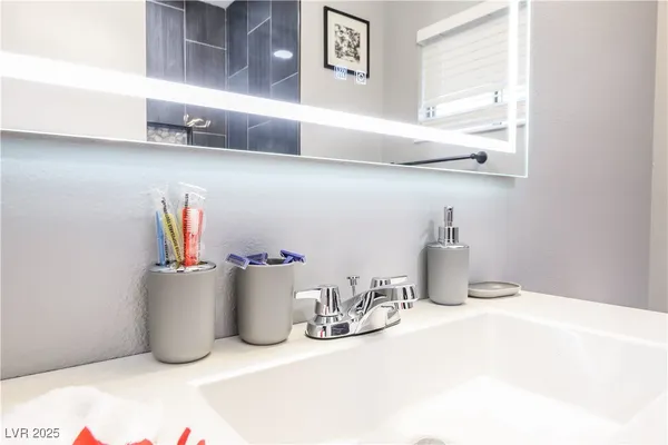 $4,100 | 5301 Opuntia Street, Las Vegas, NV 89146