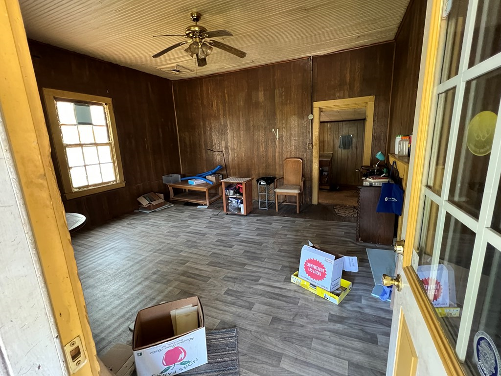 937 Anderson Street Calhoun Falls, SC 29628 - Photo 2 of 4 Gallery Image 2