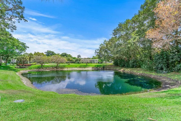 $79,900 | 22 Westgate Lane, Unit 22H, Boynton Beach, FL 33436