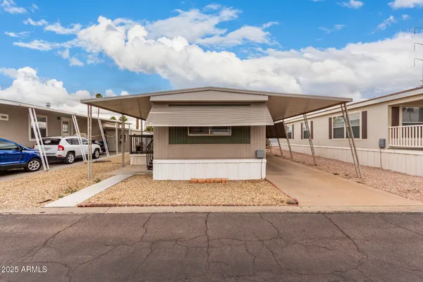 $39,900 | 2650 West Union Hills Drive, Unit 350, Phoenix, AZ 85027