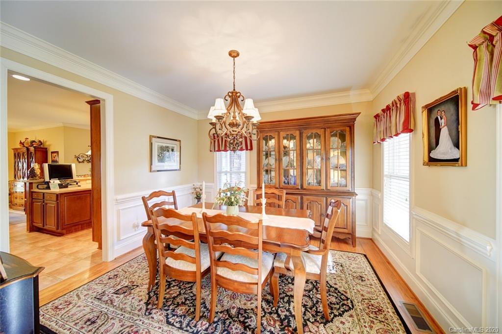 5830 Mingus Road Charlotte, NC 28216 - Photo 16 of 45 Gallery Image 16