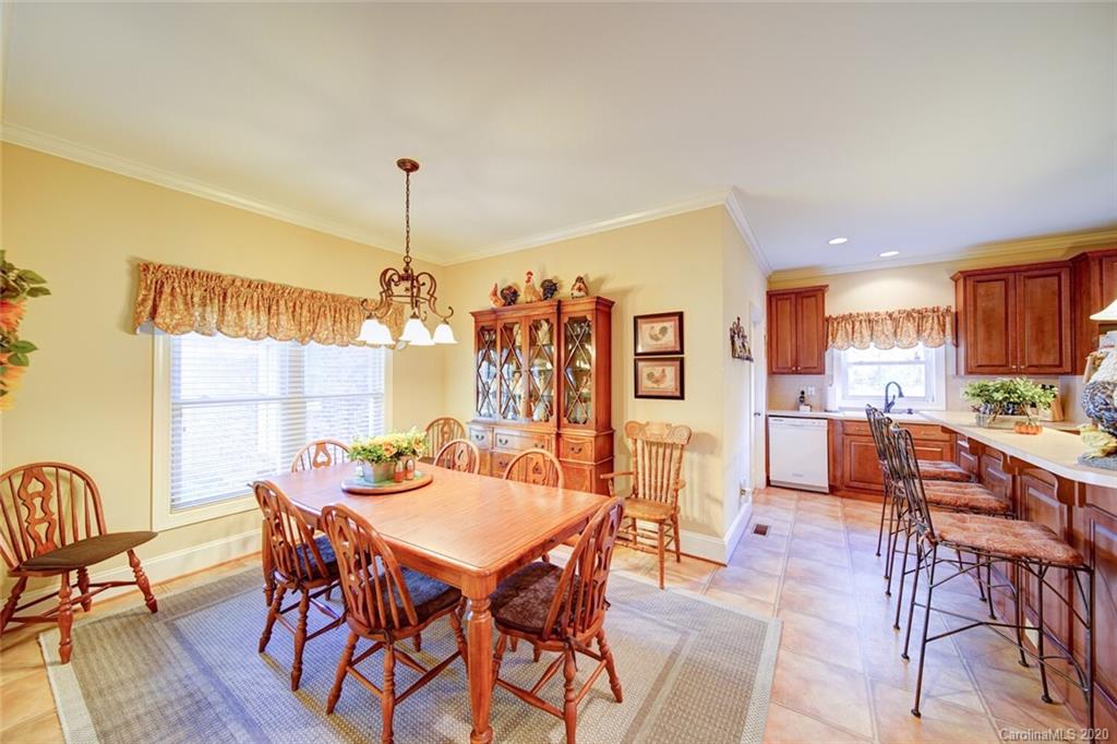 5830 Mingus Road Charlotte, NC 28216 - Photo 17 of 45 Gallery Image 17