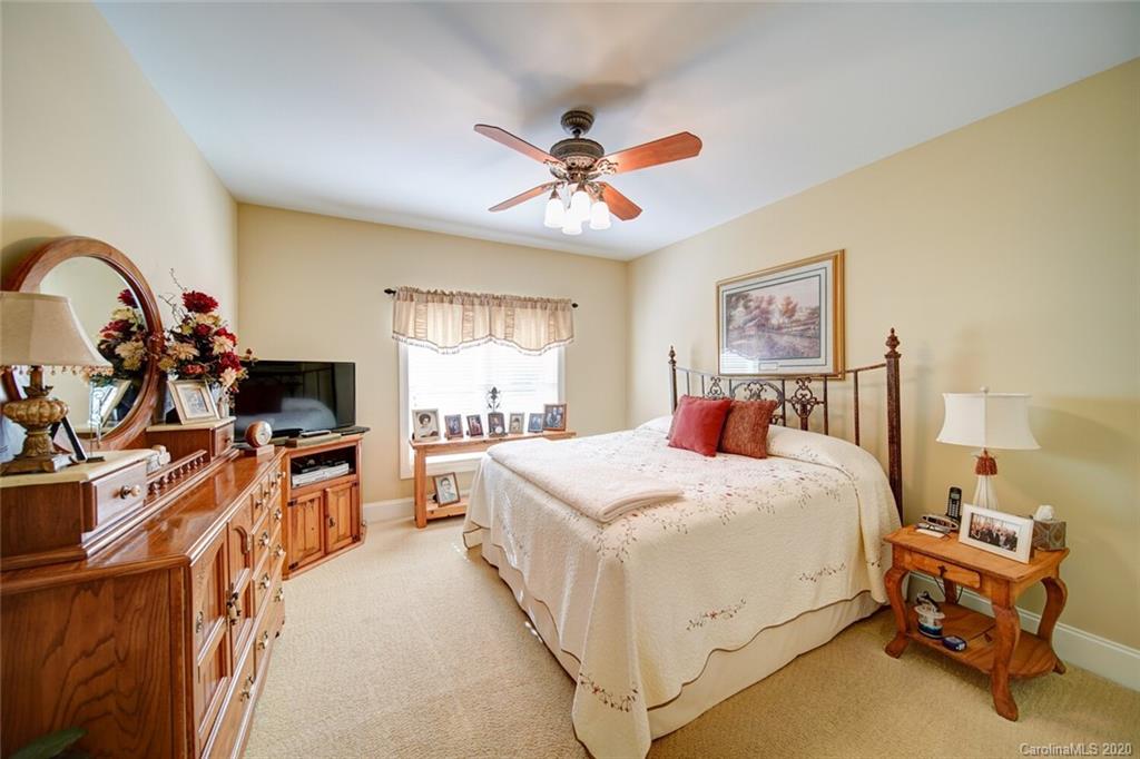 5830 Mingus Road Charlotte, NC 28216 - Photo 24 of 45 Gallery Image 24