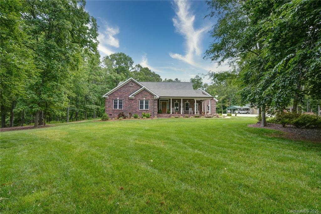 5830 Mingus Road Charlotte, NC 28216 - Photo 4 of 45 Gallery Image 4