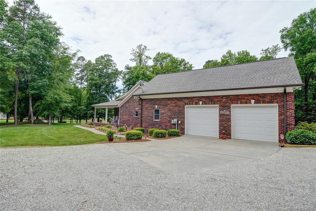 5830 Mingus Road Charlotte, NC 28216 - Photo 6 of 45 Gallery Image 6