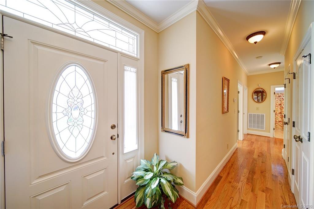 5830 Mingus Road Charlotte, NC 28216 - Photo 9 of 45 Gallery Image 9