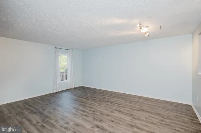 $425,000 | 6118 Starburn Path, Columbia, MD 21045