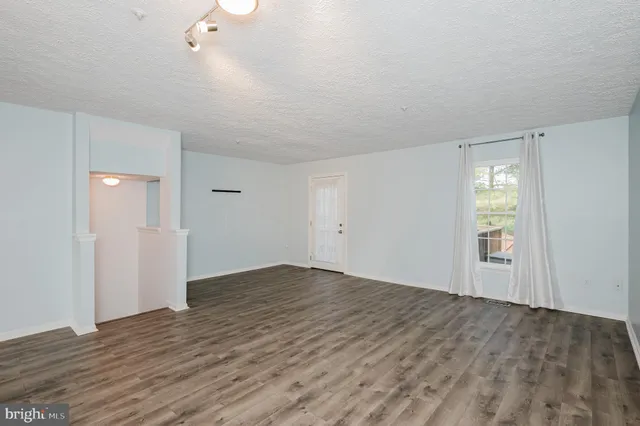 $425,000 | 6118 Starburn Path, Columbia, MD 21045