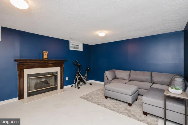 $425,000 | 6118 Starburn Path, Columbia, MD 21045