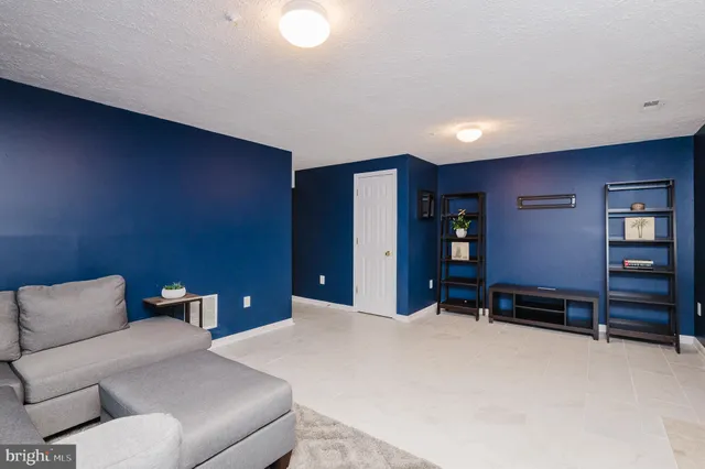 $425,000 | 6118 Starburn Path, Columbia, MD 21045