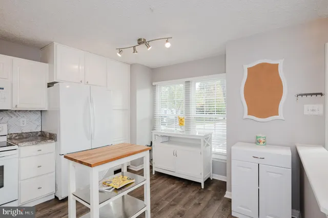 $425,000 | 6118 Starburn Path, Columbia, MD 21045