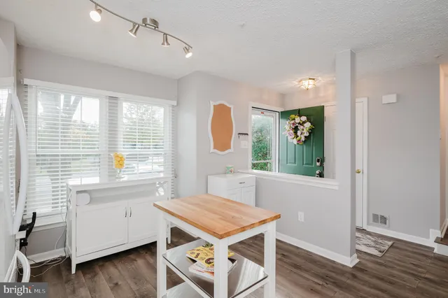 $425,000 | 6118 Starburn Path, Columbia, MD 21045