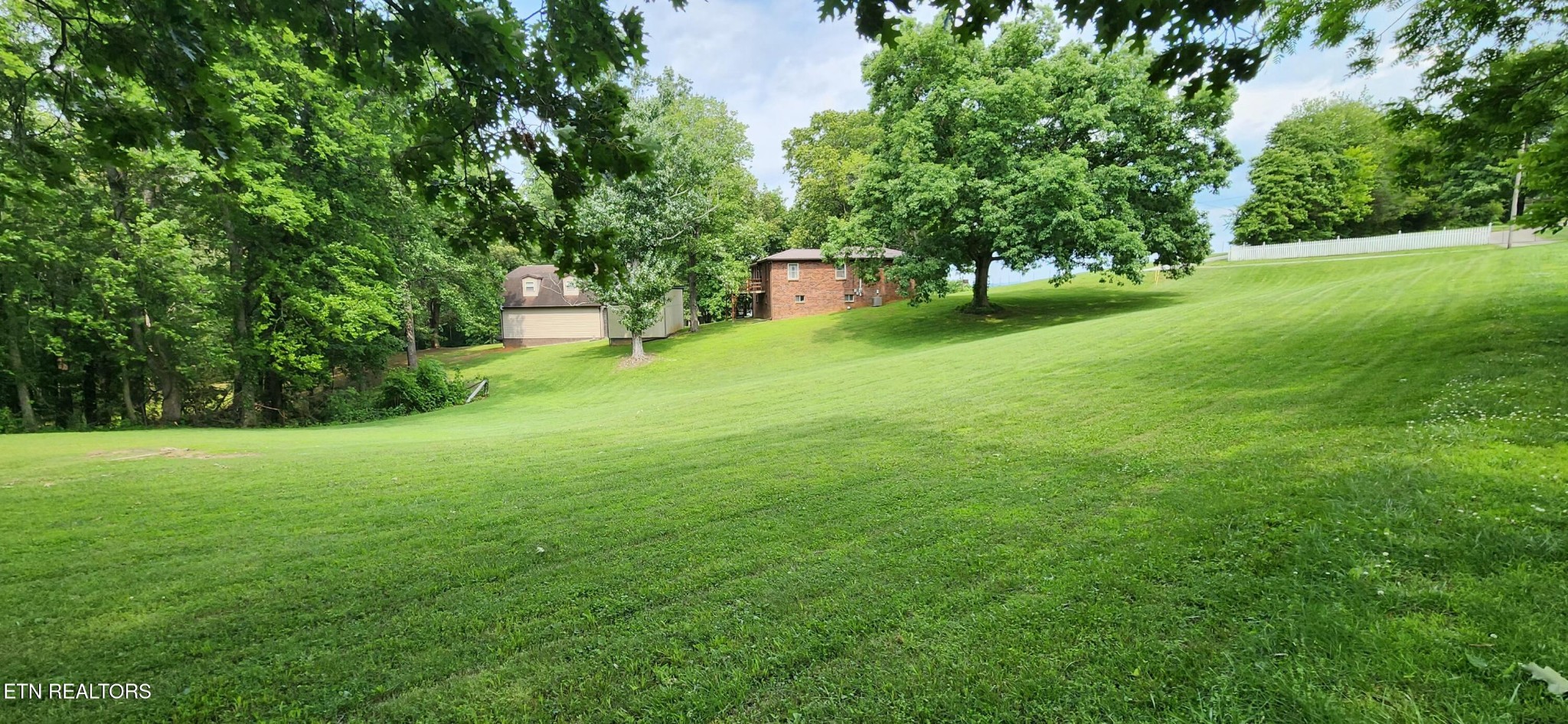 11121 McKinney Road Mascot, TN 37806 - Photo 12 of 23