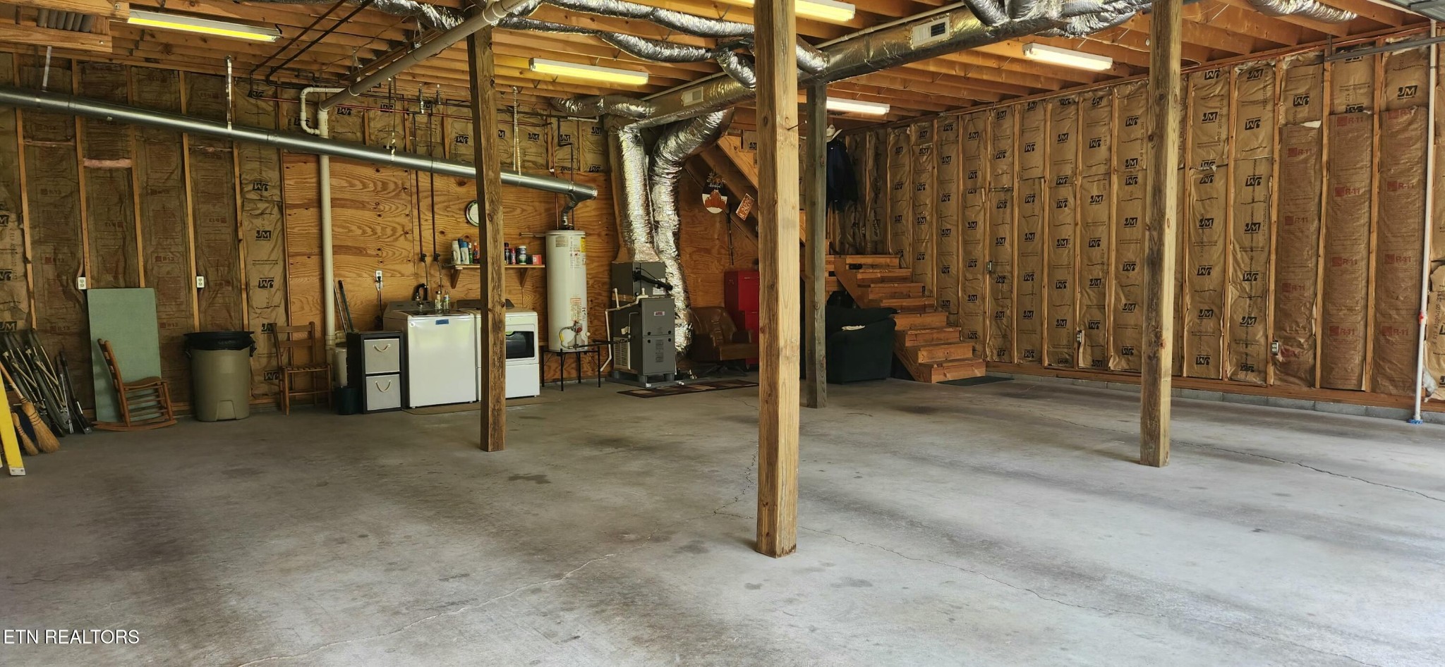 11121 McKinney Road Mascot, TN 37806 - Photo 18 of 23