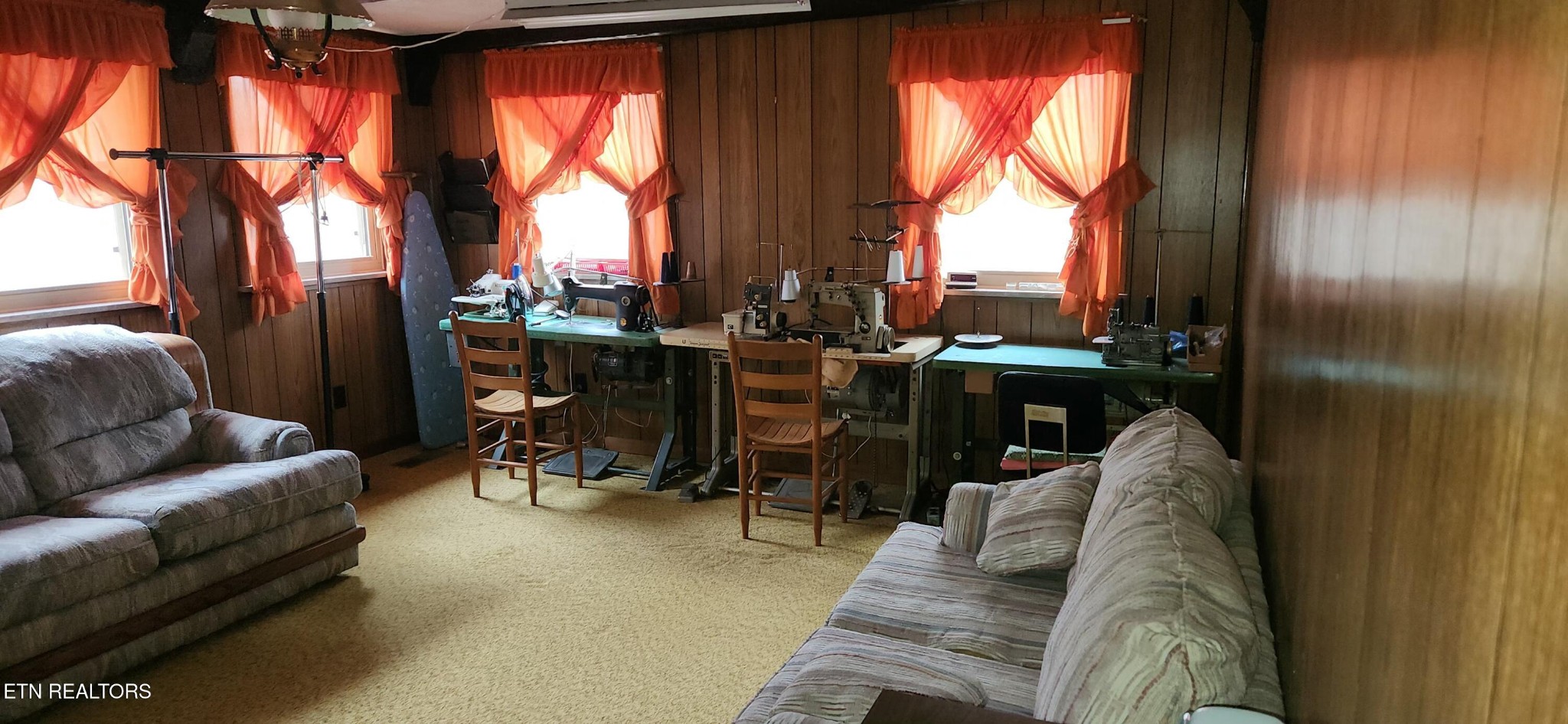 11121 McKinney Road Mascot, TN 37806 - Photo 4 of 23