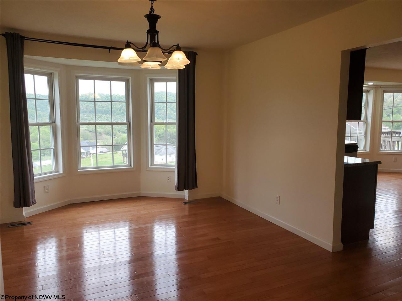 47 Highland Ridge Road Bridgeport, WV 26330 - Photo 8 of 30 Gallery Image 8