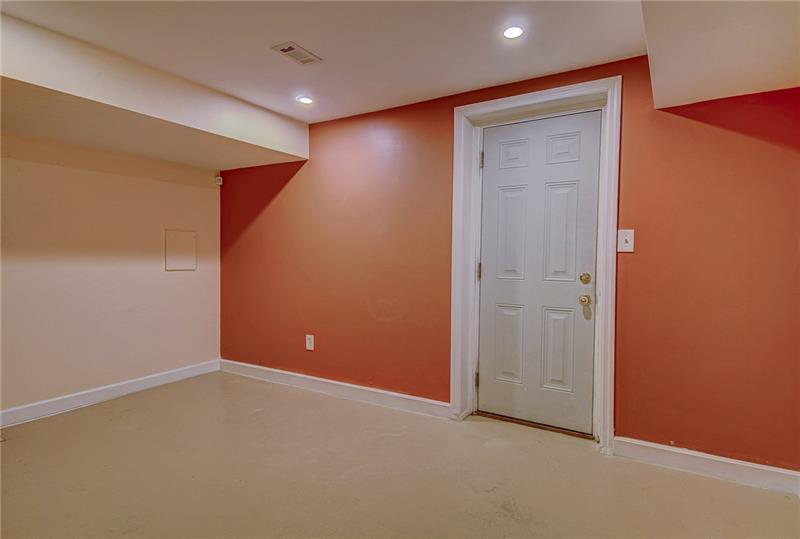 2346 Haymaker Road Monroeville, PA 15146 - Photo 15 of 19 Gallery Image 15