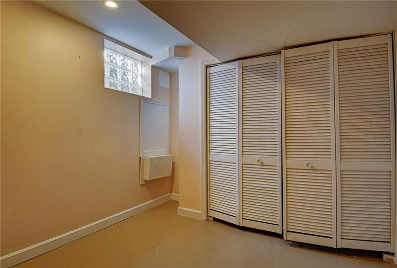 2346 Haymaker Road Monroeville, PA 15146 - Photo 16 of 19 Gallery Image 16