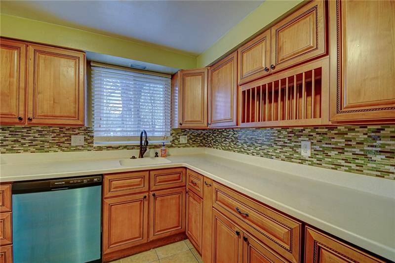 2346 Haymaker Road Monroeville, PA 15146 - Photo 3 of 19 Gallery Image 3