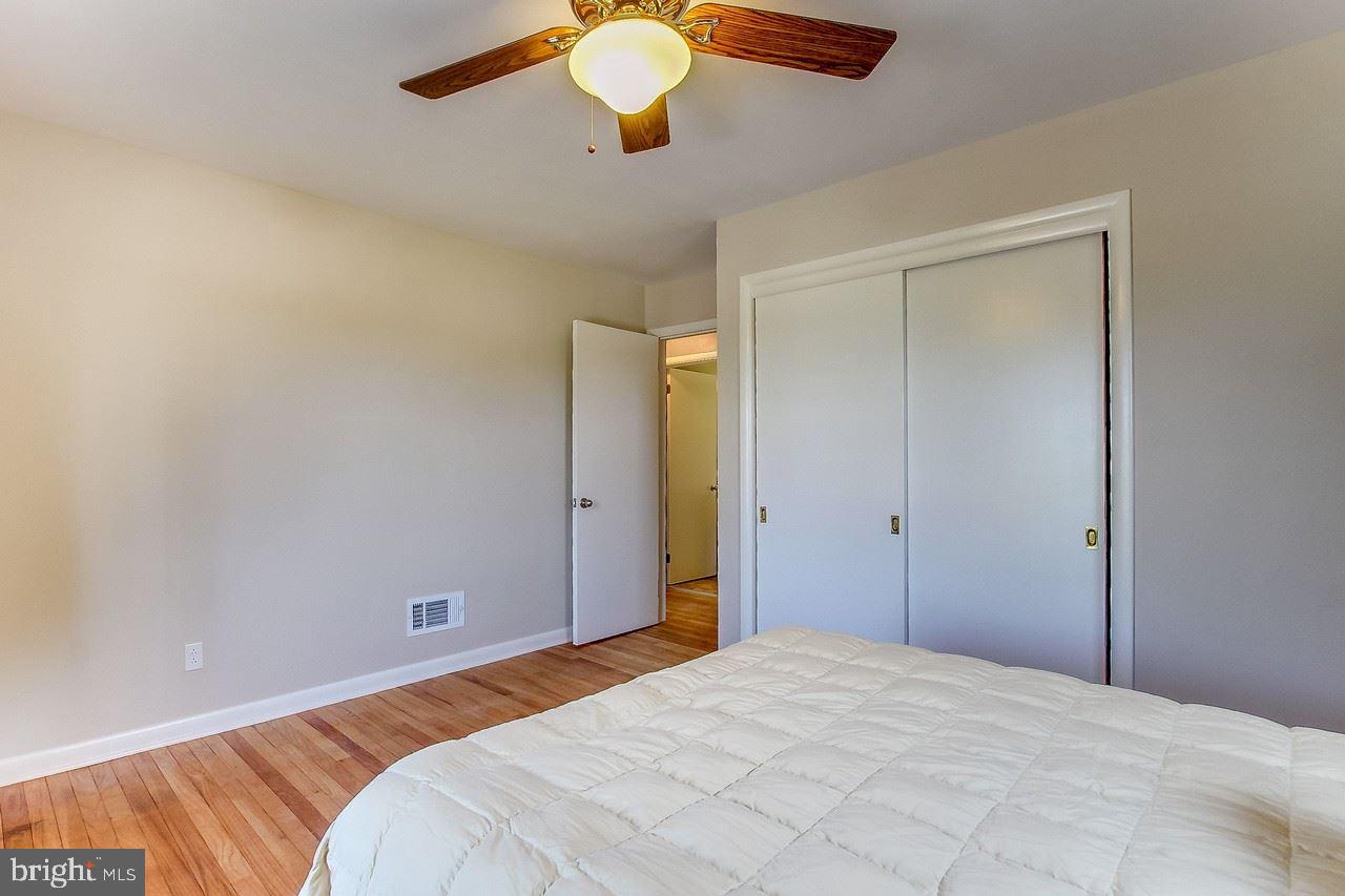 2185 Fineview Road York, PA 17406 - Photo 13 of 25 Gallery Image 13