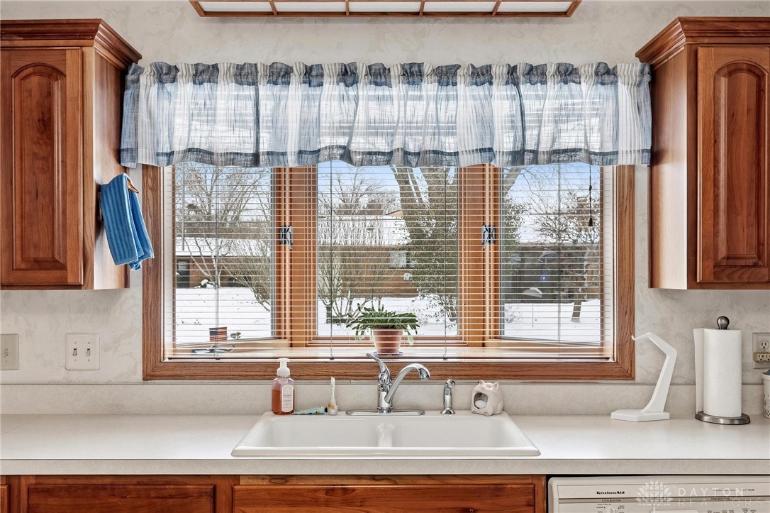 2409 East Rahn Road Dayton, OH 45440 - Photo 18 of 39 Gallery Image 18