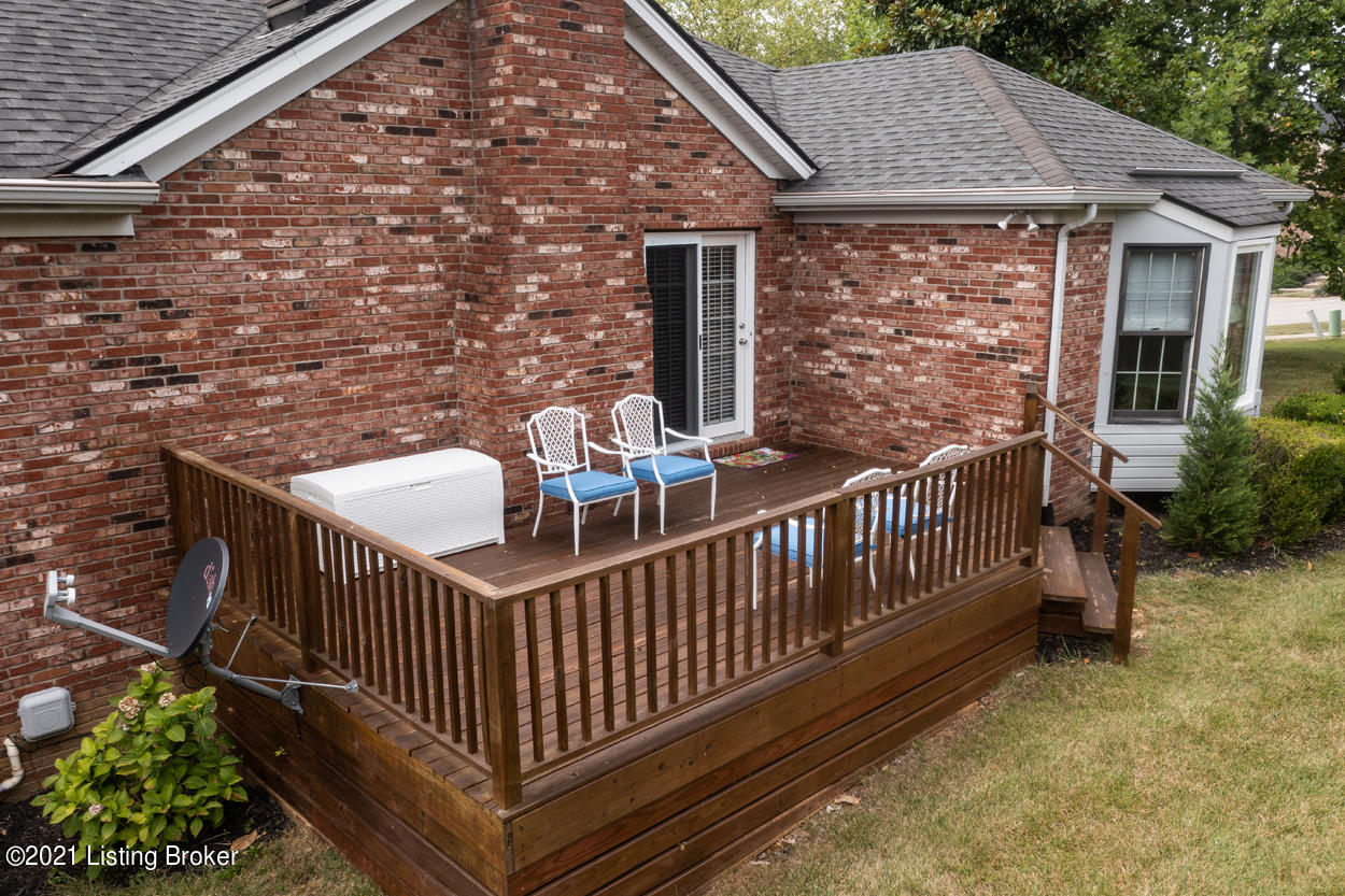 12501 Kirkham Road Louisville, KY 40299 - Photo 43 of 60 10
