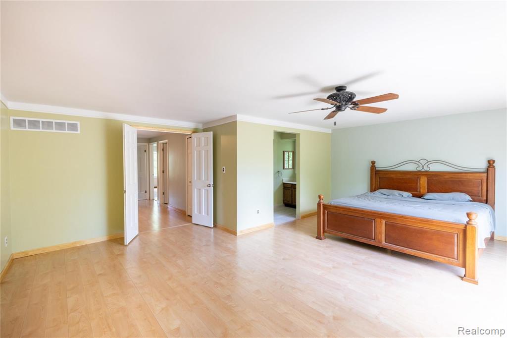 8443 Bridge Road Grosse Ile, MI 48138 - Photo 23 of 33