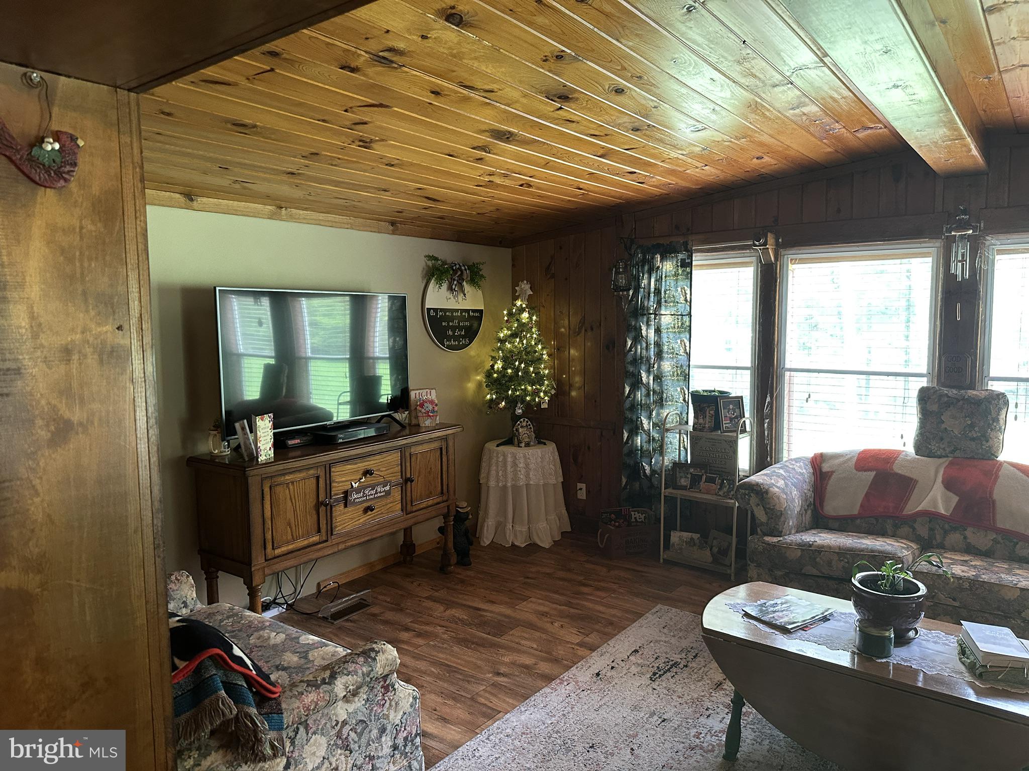 111 Rob Roy Road Bradford, PA 16701 - Photo 18 of 41 Cozy living space with festive charm.