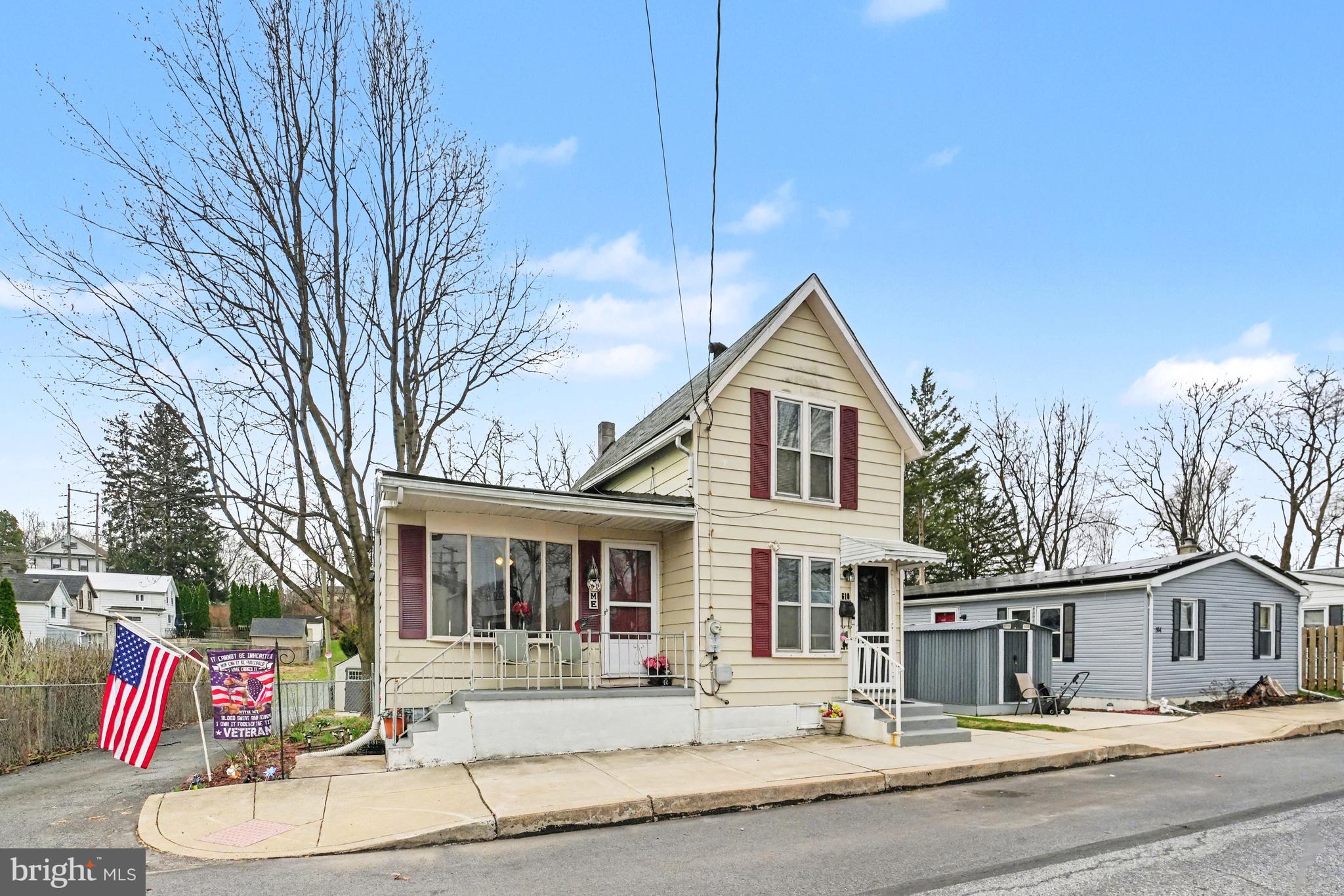 610 Orange Street Lebanon, PA 17042 - Photo 4 of 29