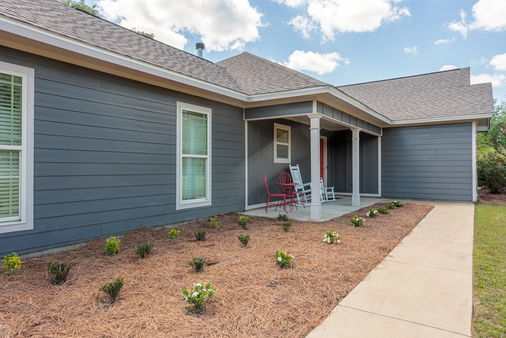 6 Sanders Road Phenix City, AL 36869 - Photo 3 of 23