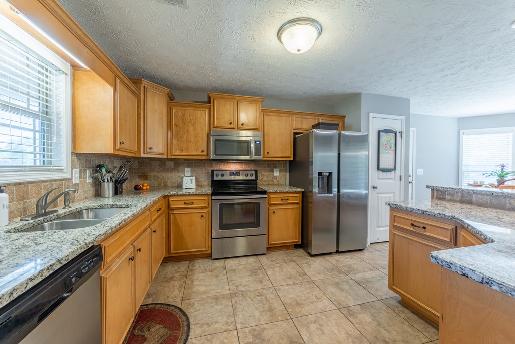 6 Sanders Road Phenix City, AL 36869 - Photo 10 of 23