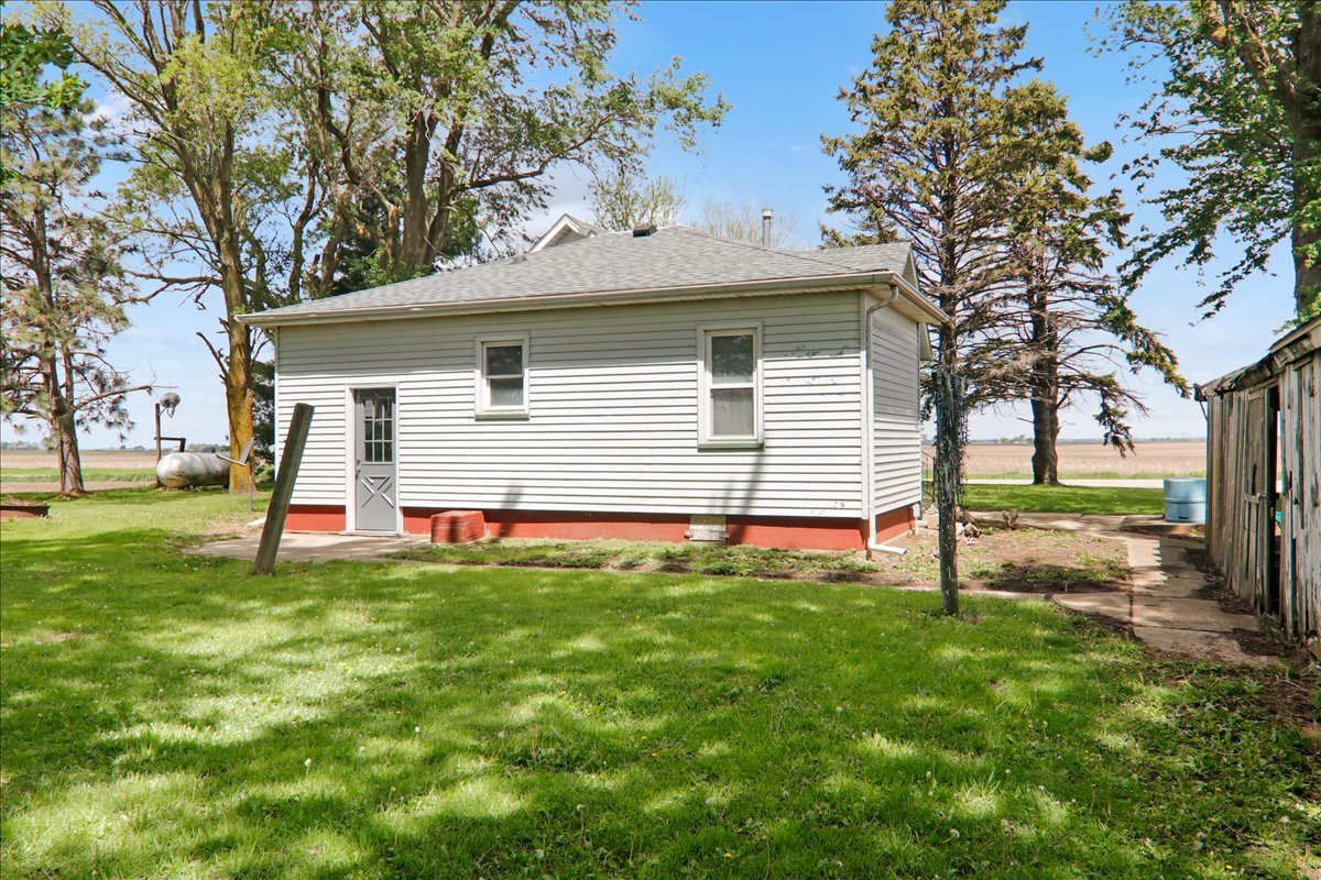 33329 Olympia Road Armington, IL 61721 - Photo 14 of 19