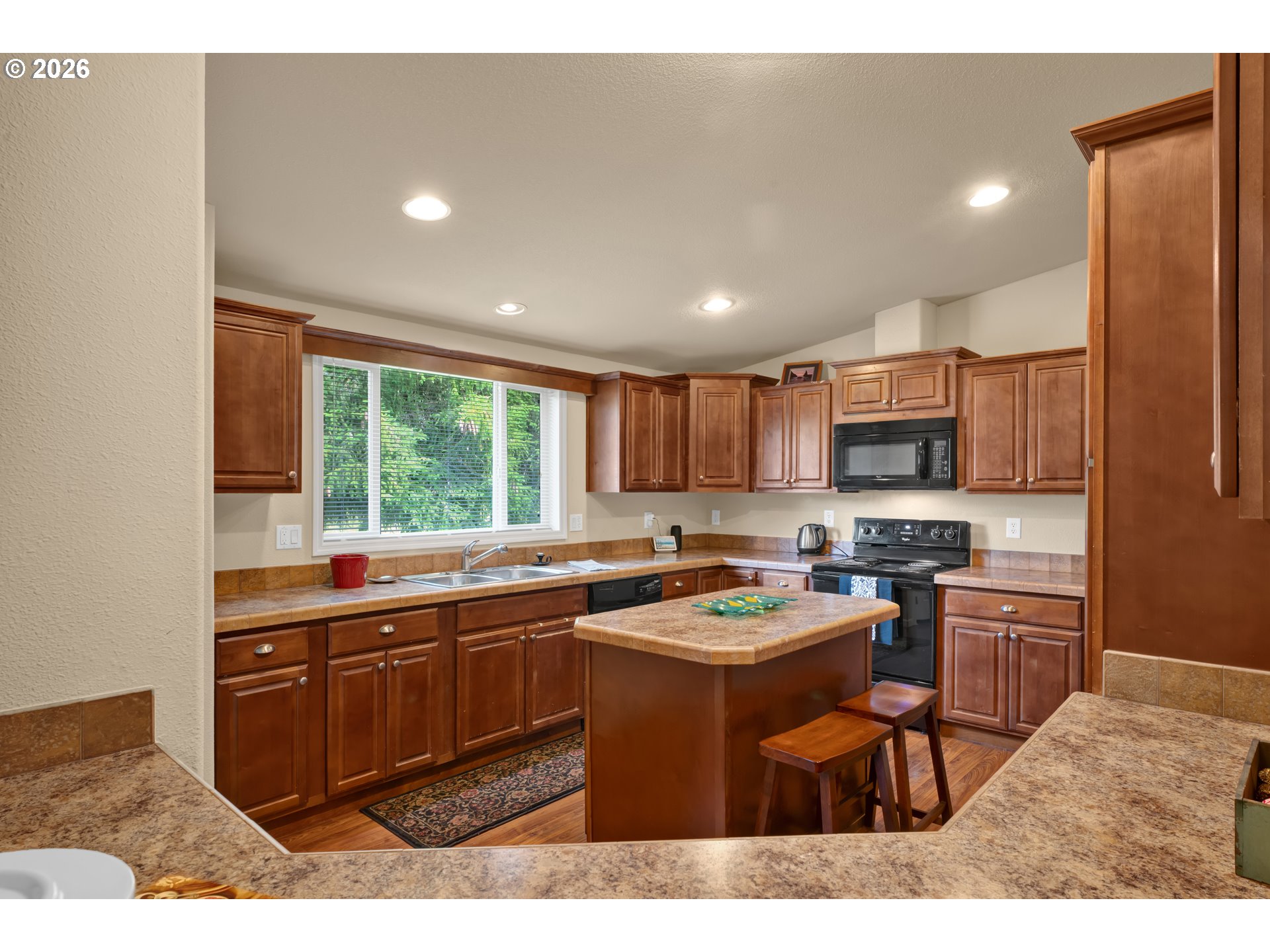73916 London Road Cottage Grove, OR 97424 - Photo 13 of 48 Kitchen
