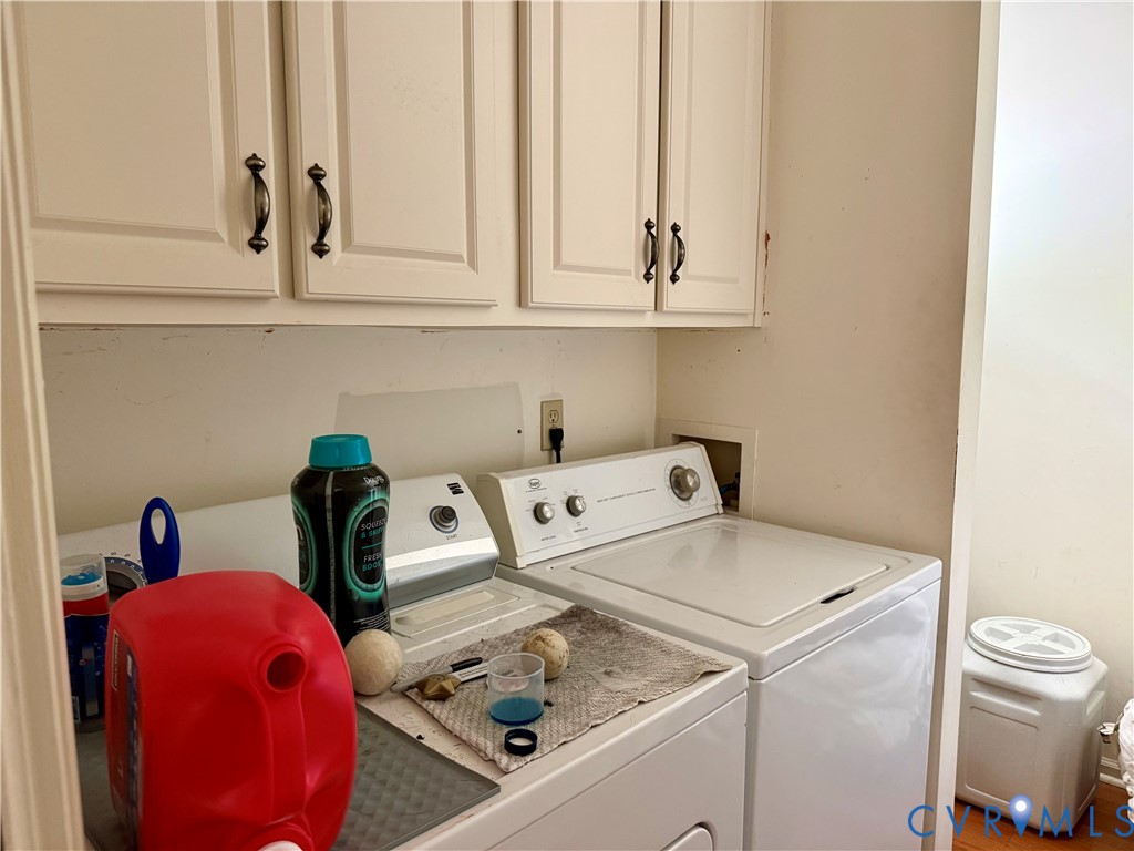 327 Gilbert Lane Kilmarnock, VA 22482 - Photo 15 of 38