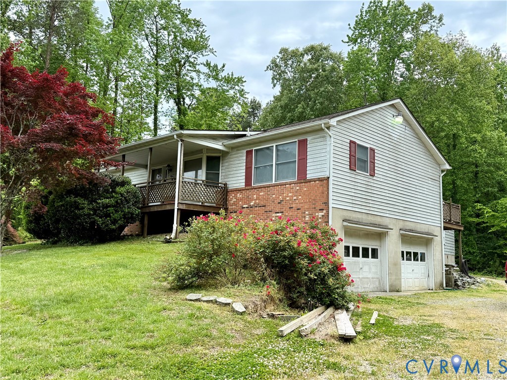 327 Gilbert Lane Kilmarnock, VA 22482 - Photo 36 of 38