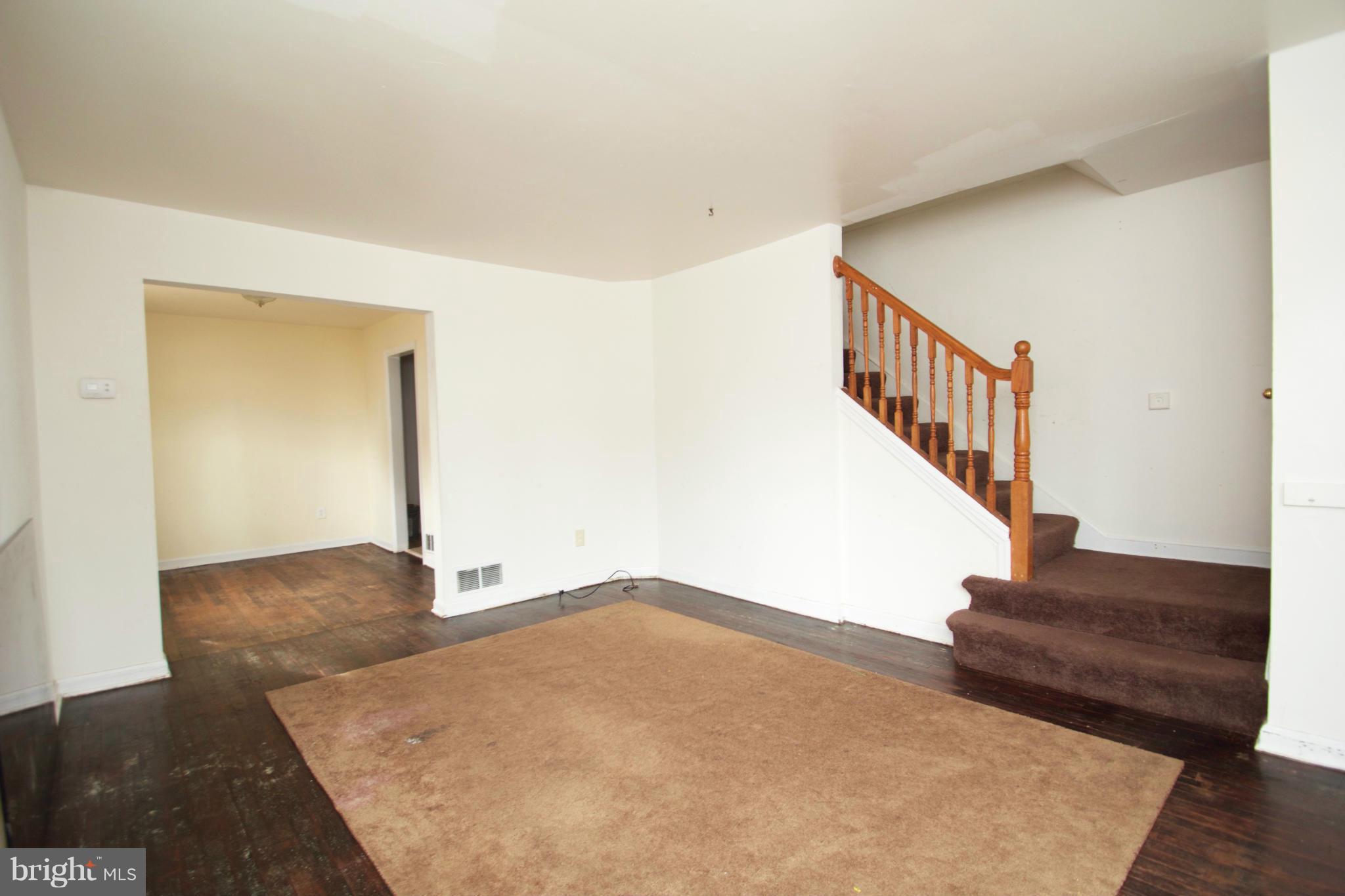 7227 East Forest Road Landover, MD 20785 - Photo 3 of 13 Living Room