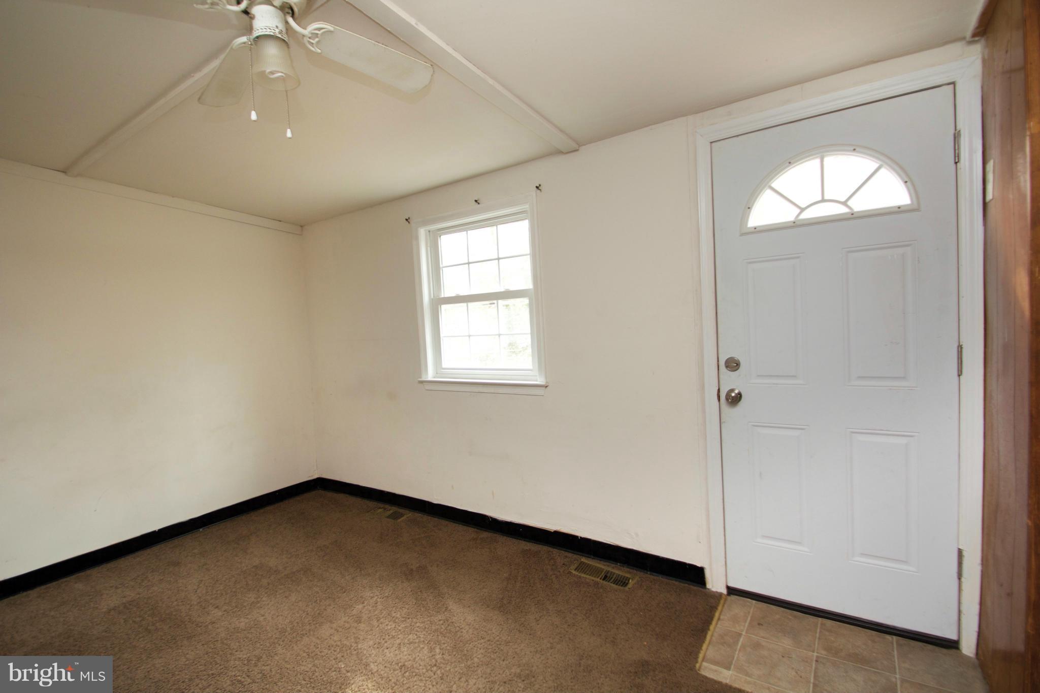 7227 East Forest Road Landover, MD 20785 - Photo 6 of 13 Office