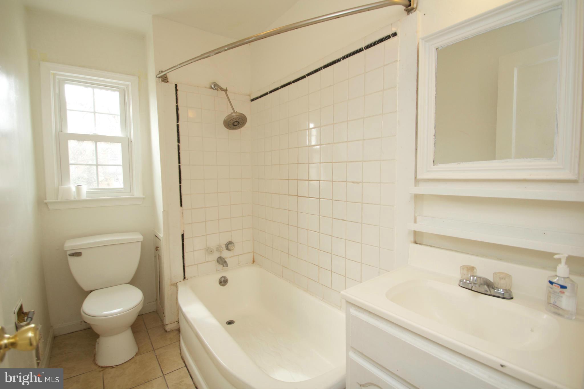 7227 East Forest Road Landover, MD 20785 - Photo 9 of 13 Bath