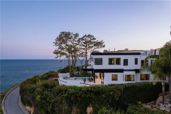 $100,000 | 212 Hazel Drive, Corona del Mar, CA 92625