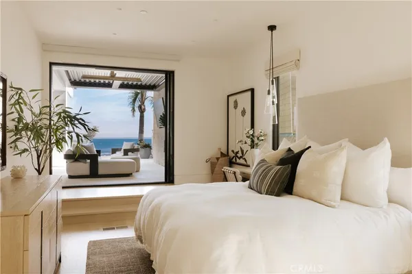 $100,000 | 212 Hazel Drive, Corona del Mar, CA 92625