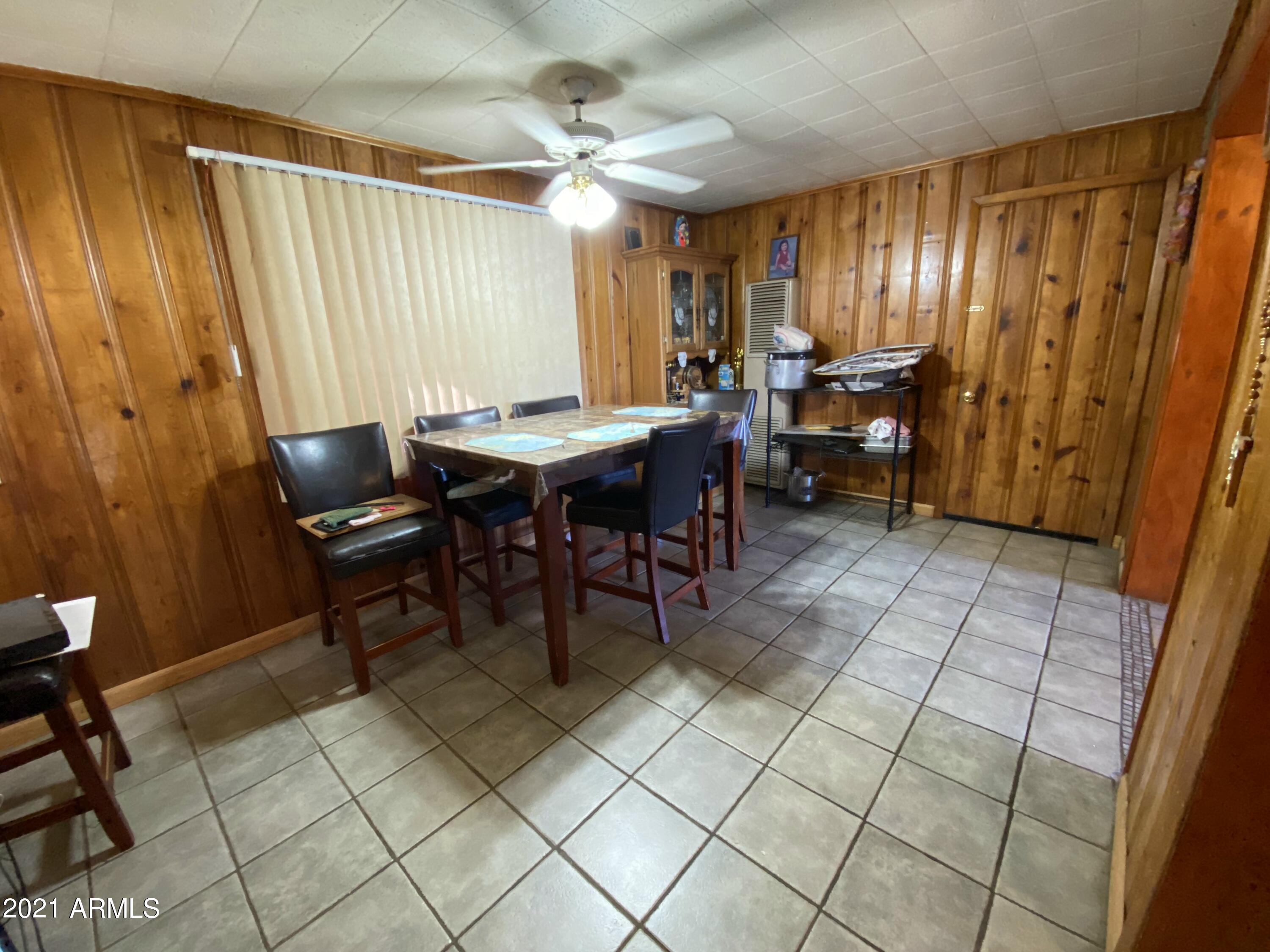 9410 North 4th Avenue Phoenix, AZ 85021 - Photo 7 of 17 IMG_9545