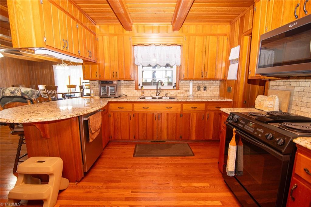 1110 Coon Road Pinnacle, NC 27043 - Photo 34 of 50